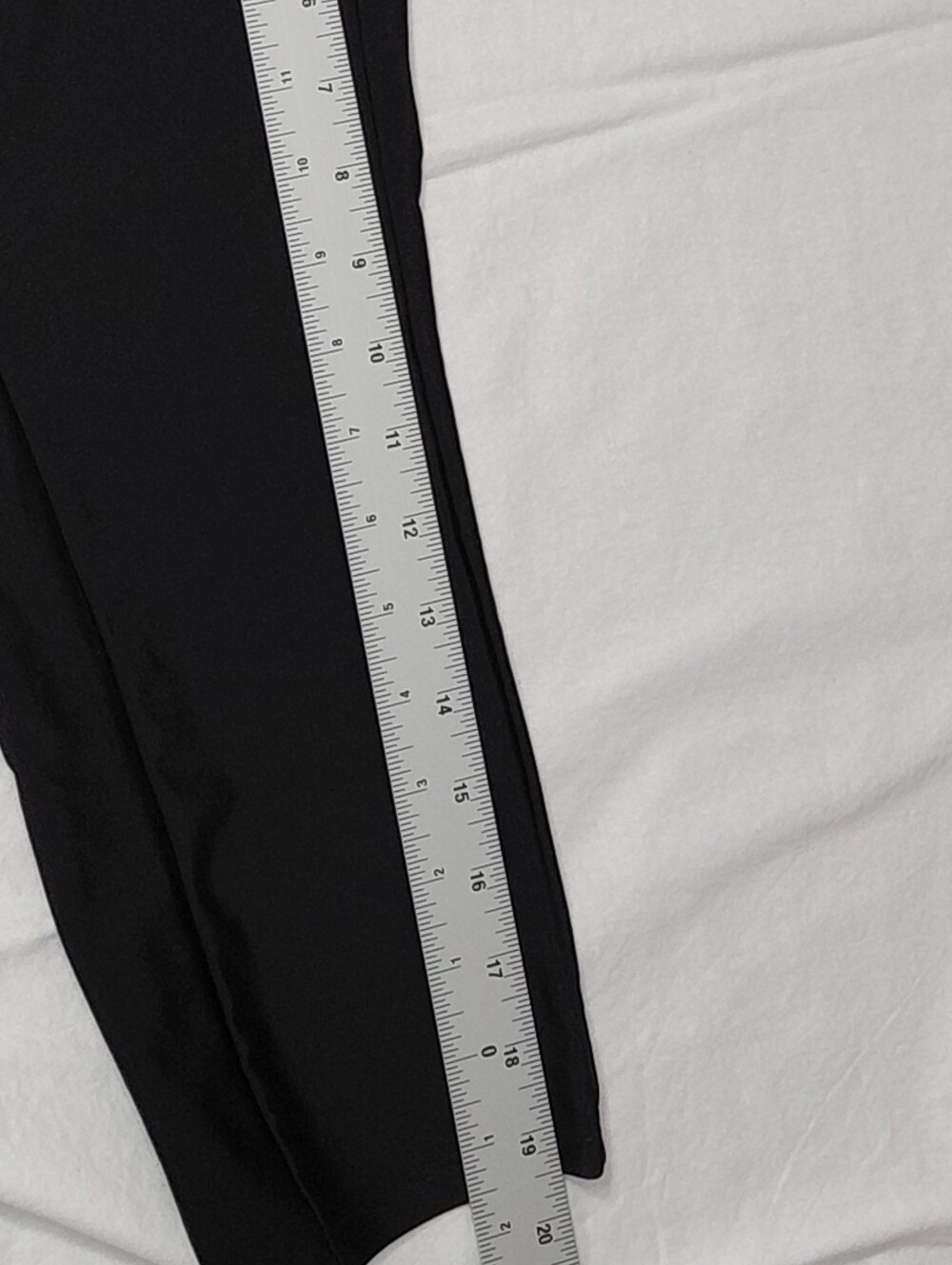 Torrid Size 1 Black Swim Coverup Capris 14-16 - Picture 8 of 12